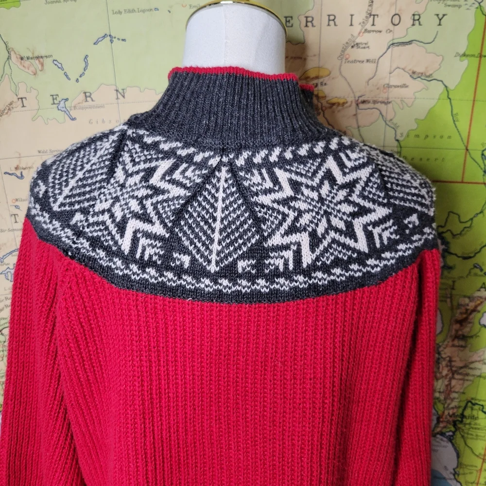 B intage Marsh Landing Red and Gray Women's Sweater Size M Nordic Swiss Campfire - Picture 7 of 12